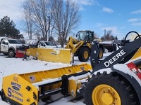 snow loaders