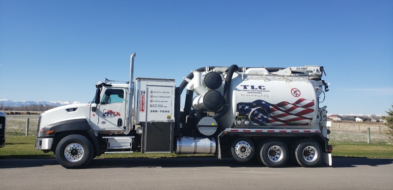 Hydro excavation truck